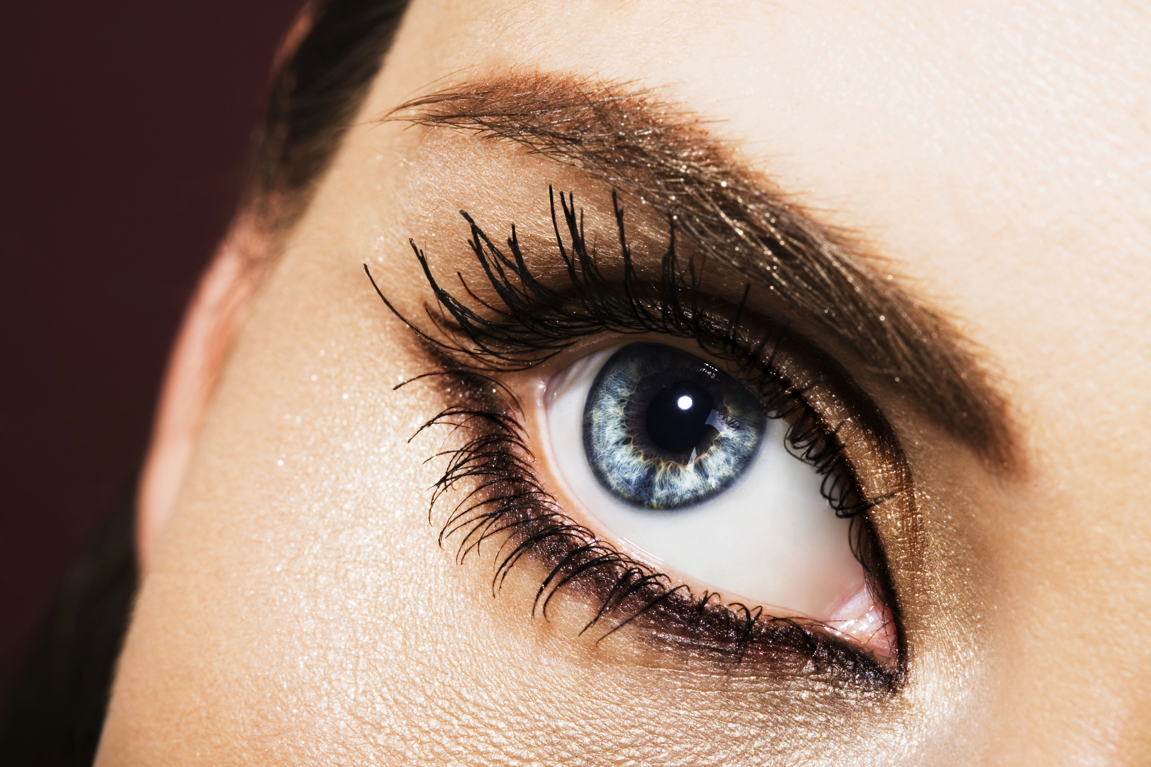 Vos yeux expriment votre âme, les garder superbes dépend de vous Vos yeux expriment votre âme, les garder superbes dépend de vous
